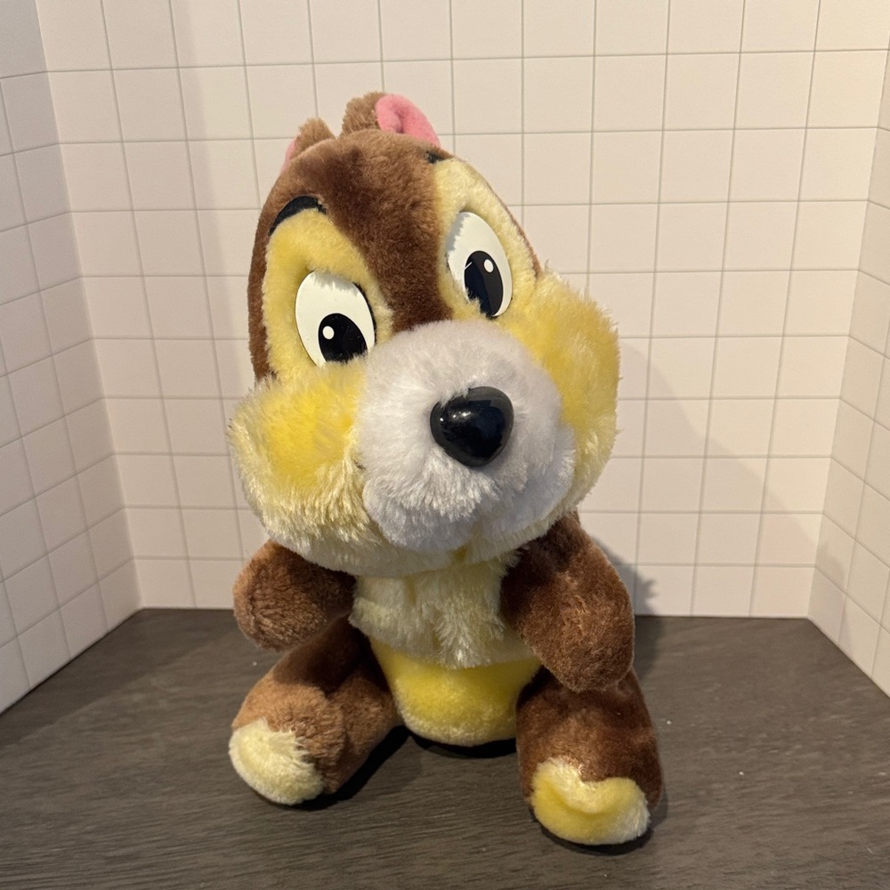 Vintage Walt Disney World Chip Plush Stuffed Animal 8”